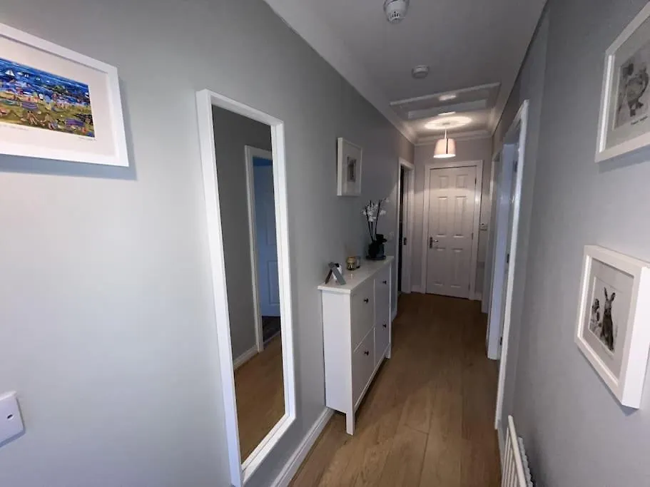 The Coastal Apartment - Homestay Δουβλίνο