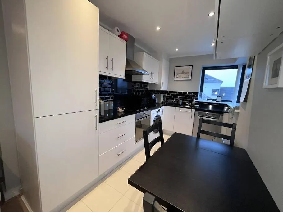 The Coastal Apartment - Homestay Δουβλίνο